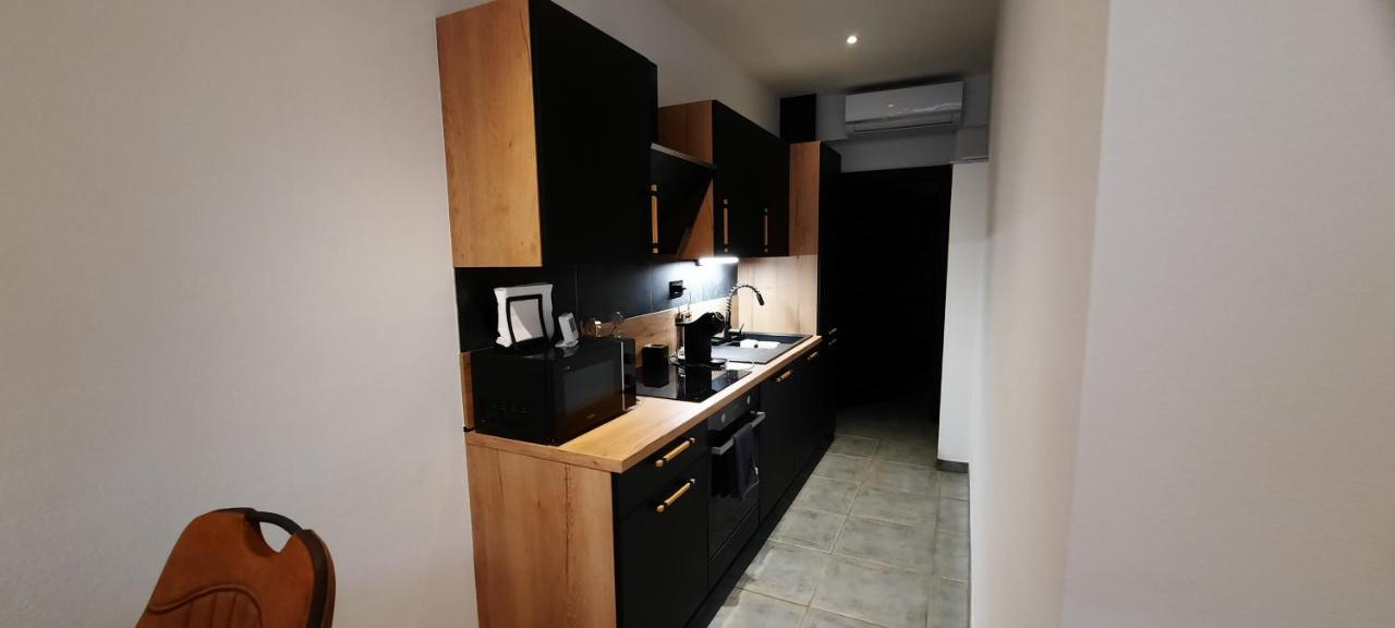 Ferienwohnung Nez Sur La Croisette. Dinant Exterior foto