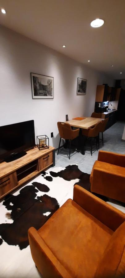 Ferienwohnung Nez Sur La Croisette. Dinant Exterior foto